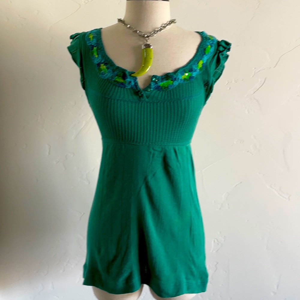 Free people flouncy emerald top with sequins small